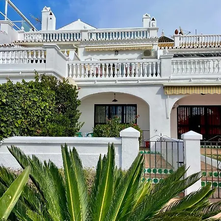Frontal Al Mar - Costa Apartment *